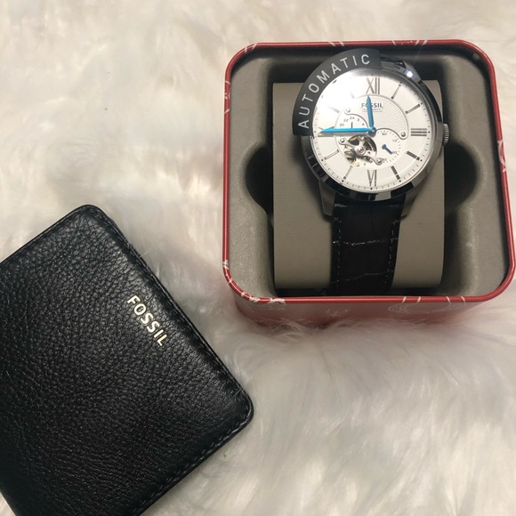 Fossil Men’s watch and wallet - Picture 4 of 4